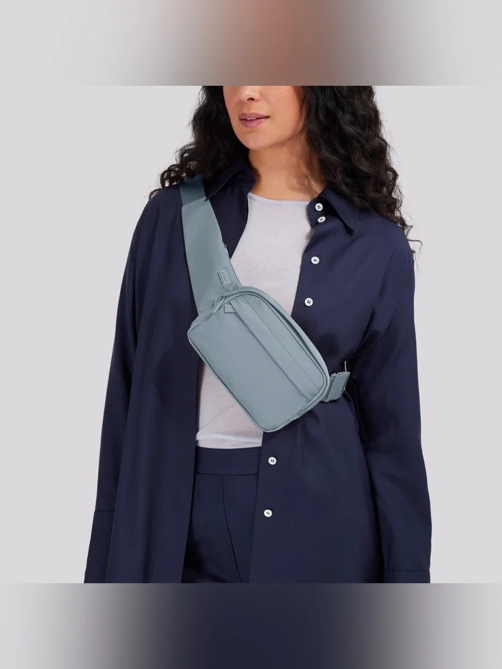 Away Featherlight Sling Bag Arctic Blue